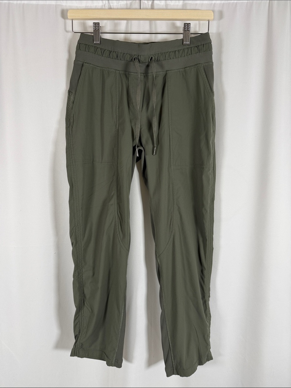 lululemon athletica Olive Cropped Drawstring Ankle Pants